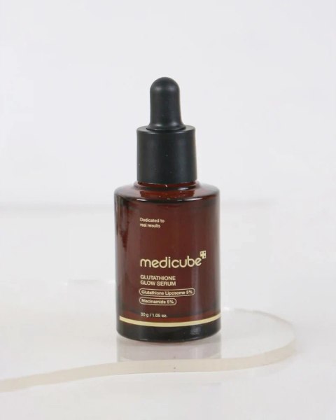 Medicube | AGE-R Glutathione Glow Serum | Koreańskie Serum do Twarzy Rozświetlające - 30g