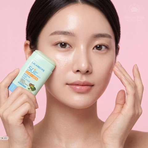 LalaRecipe | Matcha Cica Sun Stick SPF50+ | Koreański Sztyft Przeciwsłoneczny do Twarzy - 20g